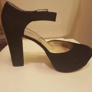 Women’s Michael Kors shoes size 9m
